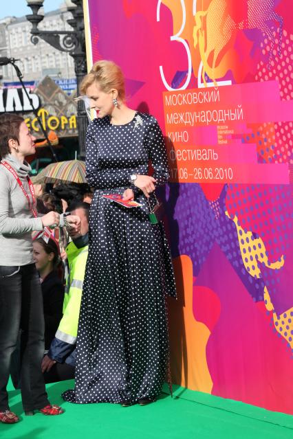 Диск5. Московский Международный кинофестиваль 2010 г 18 июня 2010 год   актриса Литвинова Рената