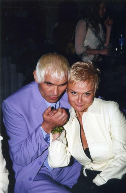 Диск8. Премия ТЭФИ-2002 31 января 2002 год продюссер Алибасов Бари Конеген Светлана