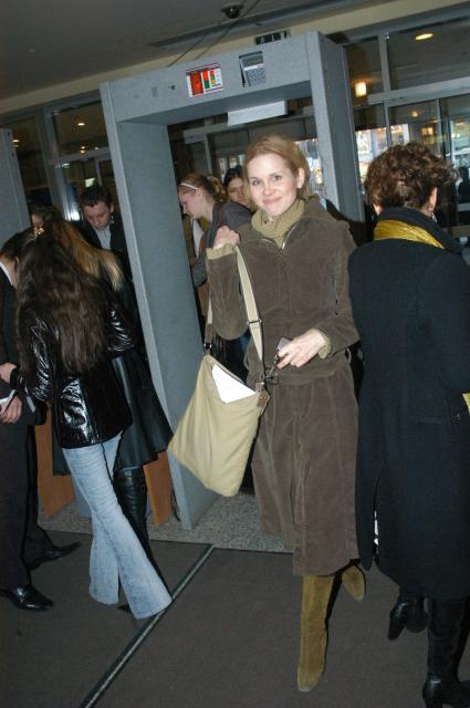 Диск21. Премьера фильма Я остаюсь 2007 год. актриса Наталья Лесниковская