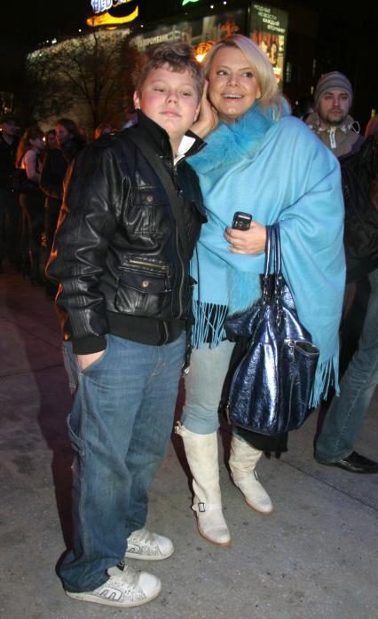 Диск22. Премьера фильма Квант милосердия 2008 год. актриса Поплавская Яна