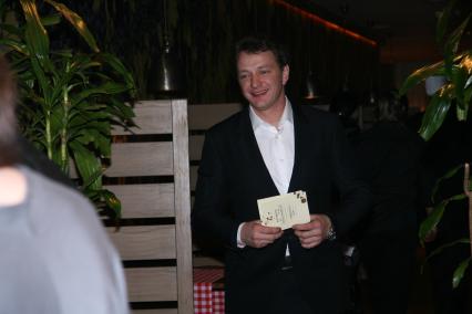 Диск25. Премьера фильма Юленька 2009 год.актер Башаров Марат