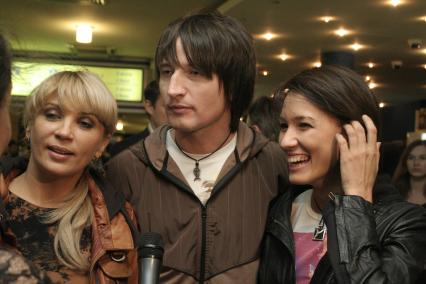 Диск24. Премьера фильма Суррогаты 2009 год .