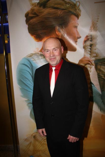 Диск24. Премьера фильма Пассажирка 2009 год . Сухоруков Виктор