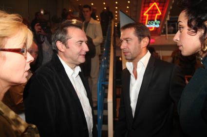 Диск27. Премьера фильма Край 2010 год .режиссер фильма Алексей Учитель актер Владимир Машков с супругой Оксана Шелест