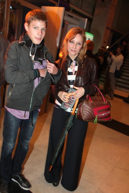 Диск27. Премьера фильма Край 2010 год . Марина Зудина