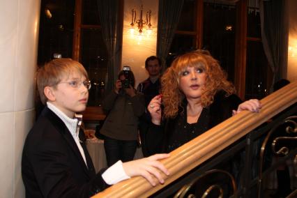 Диск29. Премьера фильма ЩЕЛКУНЧИК И КРЫСИНЫЙ КОРОЛЬ 2010 год Пугачева Алла