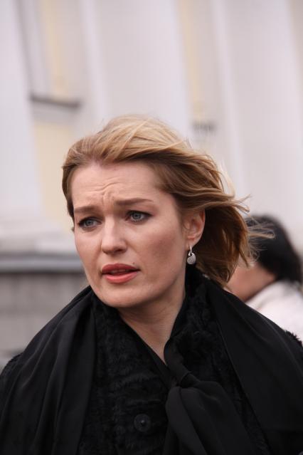 Диск30. Премьера фильма Утомленные солнцем-2. Предстояние 2010 год актриса Виктория Толстоганова