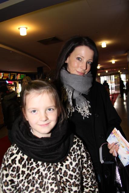 Диск30. Премьера фильма WinX волшебное приключение 2010 год актриса Евгения Крюкова и ее дочь Евдокия