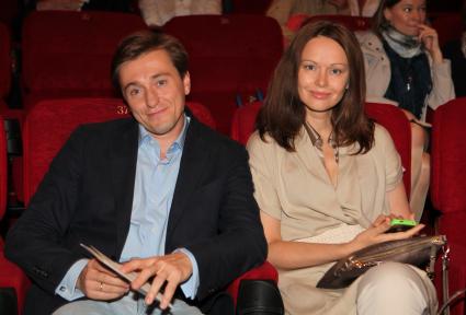 Диск31.Премьера фильма 2 дня 2011 год актер Сергей Безруков с супругой Ириной