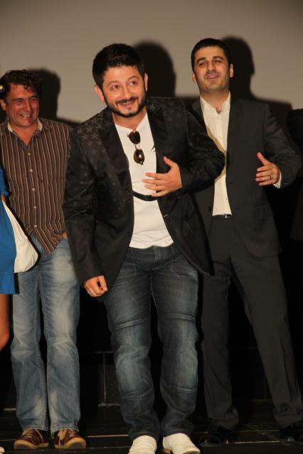 Диск31.Премьера фильма Беременный 2011 год актер Михаил Галустян