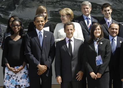 Рабочее заседание глав государств и правительств Группы восьми с участием представителей Бразилии, Египта, Индии, Китая, Мексики и ЮАР. Барак Обама и Николя Саркози.
