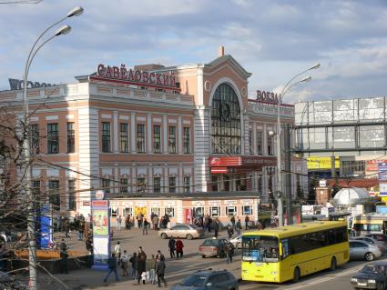 Савёловский вокзал (первоначальное название . Бутырский) . пассажирский терминал станции Москва-Бутырская, один из 9-ти железнодорожных вокзалов Москвы, единственный вокзал в городе, обслуживающий только пригородные электропоезда.