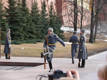 Почетный караул у Могилы неизвестного солдата, Москва