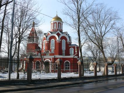 Храм Благовещения Пресвятой Богородицы. Москва, Петровский парк. Храм построен в 1844-1847 г. (арх. Ф.Рихтер) на средства и по инициативе А. Д. Нарышкиной.