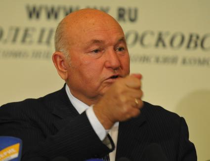 Юрий Лужков.