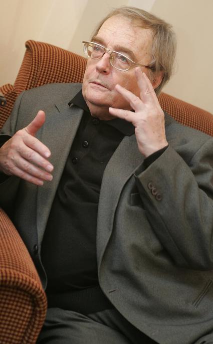 Марцевич, Эдуард Евгеньевич . советский и российский актёр театра и кино, Народный артист России (1987).