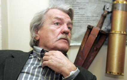 Кулагин Леонид (род. Киренск, Иркутская область, 7 июня 1940) . советский и российский актёр, кинорежиссёр, сценарист, Народный артист РСФСР.