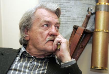 Кулагин Леонид (род. Киренск, Иркутская область, 7 июня 1940) . советский и российский актёр, кинорежиссёр, сценарист, Народный артист РСФСР.