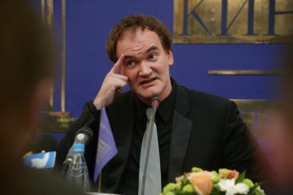 Американский режиссер Квентин Тарантино во время его визита в Москву на 26-й Московский Международный кинофестиваль, 16 июня 2004, Россия.