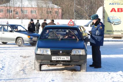 Уроки вождения водитель экзамен права на вождение