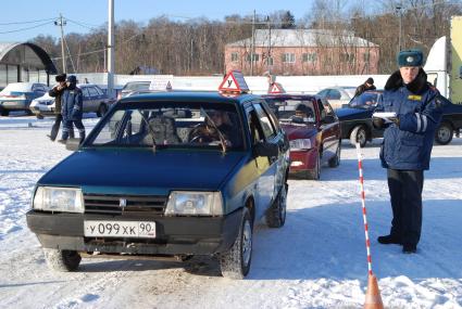 Уроки вождения водитель экзамен права на вождение