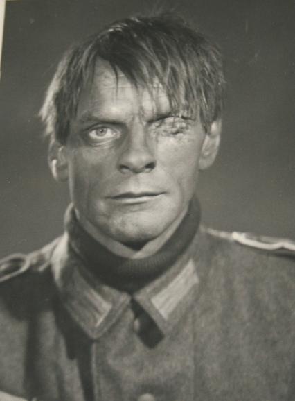 Жаков, Олег Петрович советский актёр, Народный артист СССР