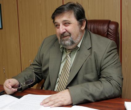 Зорин Игорь Владимирович - ректор Российской международной академии туризма (РМАТ), доктор педагогических наук, кандидат географических наук, профессор; действительный член Российской академии естественных наук (РАЕН); присвоено почетное звание \"Заслуженный работник высшей школы РФ\".