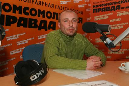 Радио \"Комсомольская правда\". 26 апреля 2010 год. На снимке: тренер Александр Жулин