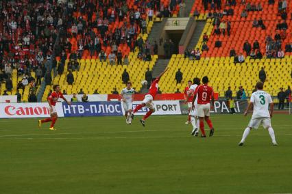 10 апреля 2010 года. Премьер-лига, 5-й тур
стадион \"Лужники\". Матч чемпионата России \"Спартак\" - \"Терек\" - 2:1.