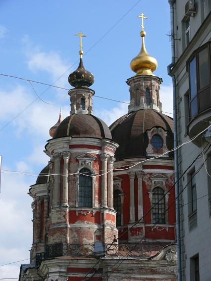 Храм Священномученика Климента, Папы Римского - православный храм в честь Священномученика Климента, расположенный в Москве на пересечении Климентовского переулка и улицы Пятницкой