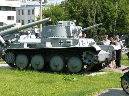 Pz.Kpfw 38(t) \'\'Прага\'\', чешский легкий танк на службе вермахта.