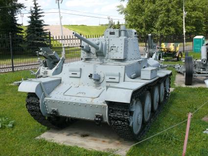 Pz.Kpfw 38(t) \'\'Прага\'\', чешский легкий танк на службе вермахта.