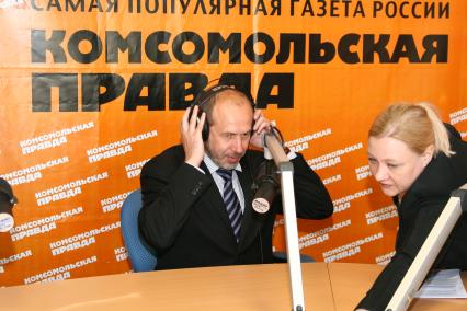 Снято: 31.05.10/12:10:12. Александр Вячеславович Аверьянов - ведущий эксперт минздрава, заместитель главного врача по научной работе НИИ пульмонологии доктор медицинских наук в гостях на радио \"Комсомольская Правда\"