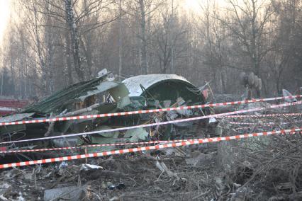 Самолет польского президента Леха Качиньского ТУ-154 разбился под Смоленском утром 10 апреля.