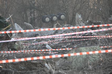 Самолет польского президента Леха Качиньского ТУ-154 разбился под Смоленском утром 10 апреля.