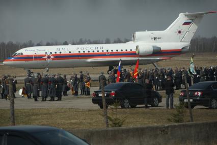 Самолет польского президента Леха Качиньского ТУ-154 разбился под Смоленском утром 10 апреля. Аэродром Смоленск северный