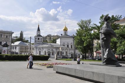 Церковь Успения Пресвятой Богородицы, что в Печатниках. Обиходные названия: Богородицкая церковь; Успенская церковь. Дата основания - не позже 1-й четв. XVII в. Церковь закрыта ок. сер. 1930-х, хорошо сохранилась. Вновь освящена в 1994.