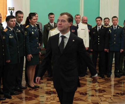 Дата: 30.06.2010, Время: 13:58. Выступление президента России Дмитрия Анатольевича Медведева на приеме выпускников высших военных учебных заведений.
