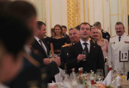 Дата: 30.06.2010, Время: 13:33. Выступление президента России Дмитрия Анатольевича Медведева на приеме выпускников высших военных учебных заведений.