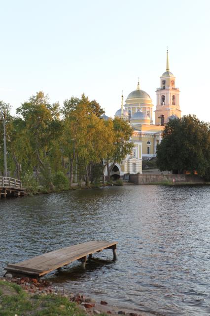 г. Осташков Россия Тверской области. 31 июля 2010 год. Женский монастырь.