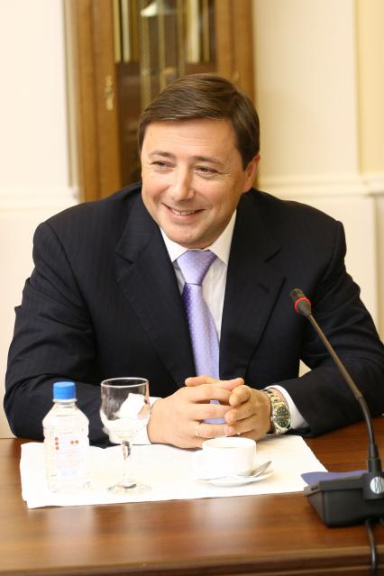 Дата: 29.01.2009, Бывший губернатор Красноярского края Александр Хлопонин. Теперь он - заместитель Председателя Правительства Российской Федерации и полномочный представитель Президента в новообразованном Северо-Кавказском федеральном округе.