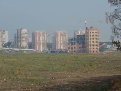 город Дзержинский 09 августа 2010г. Новостройка, стройка, недвижимость, жилье, риэлт, застройщик