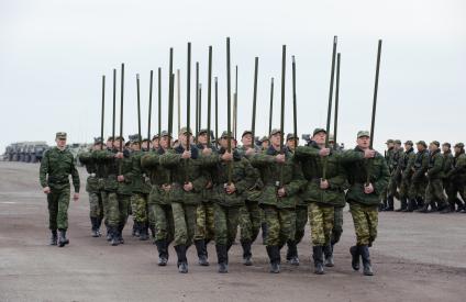 17 апреля 2010. Волгоград. Репетиция парада 9 мая.