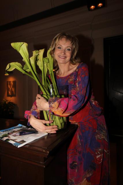 22 июня 2010 года. Ресторан Marusya. 32-й Московский международный кинофестиваль (ММКФ). Церемония вручения премии Beauty Cinema Awards. На снимке: актриса Ольга Прокофьева.