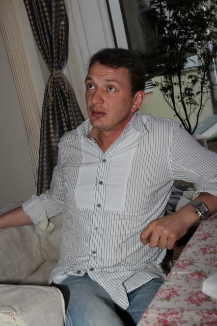 22 июня 2010 года. Ресторан Marusya. 32-й Московский международный кинофестиваль (ММКФ). Церемония вручения премии Beauty Cinema Awards. На снимке: актер Марат Башаров.