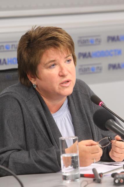 Глава Рособрнадзора - Любовь Глебова 30 августа 2010 год.