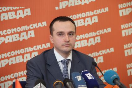 Сергей Разгулин - Замдиректора Департамента налоговой и таможенно-тарифной политики Министерства финансов. Фото: 09 сентября 2010 год. В гостях у КП.