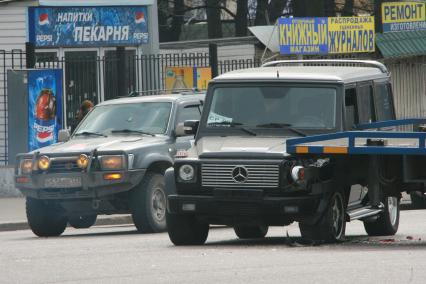 28 марта 2008 года. Авария. Эвакуатор. Машина. Улица.