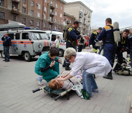 23 апреля 2010, Волгоград. Пожарные учения в Волгограсдкой академии государственной службы.