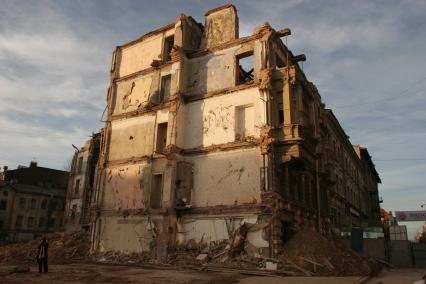 Спб снос дома на углу навского и востания 20.10.2006